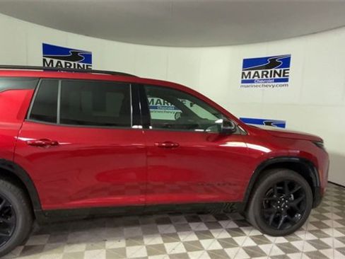 Certified 2024 Chevrolet Traverse RS w/ LPO, Floor Liner Package image 2