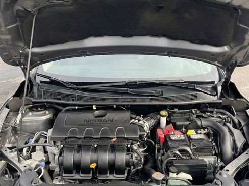 Used 2019 Nissan Sentra SV image 11