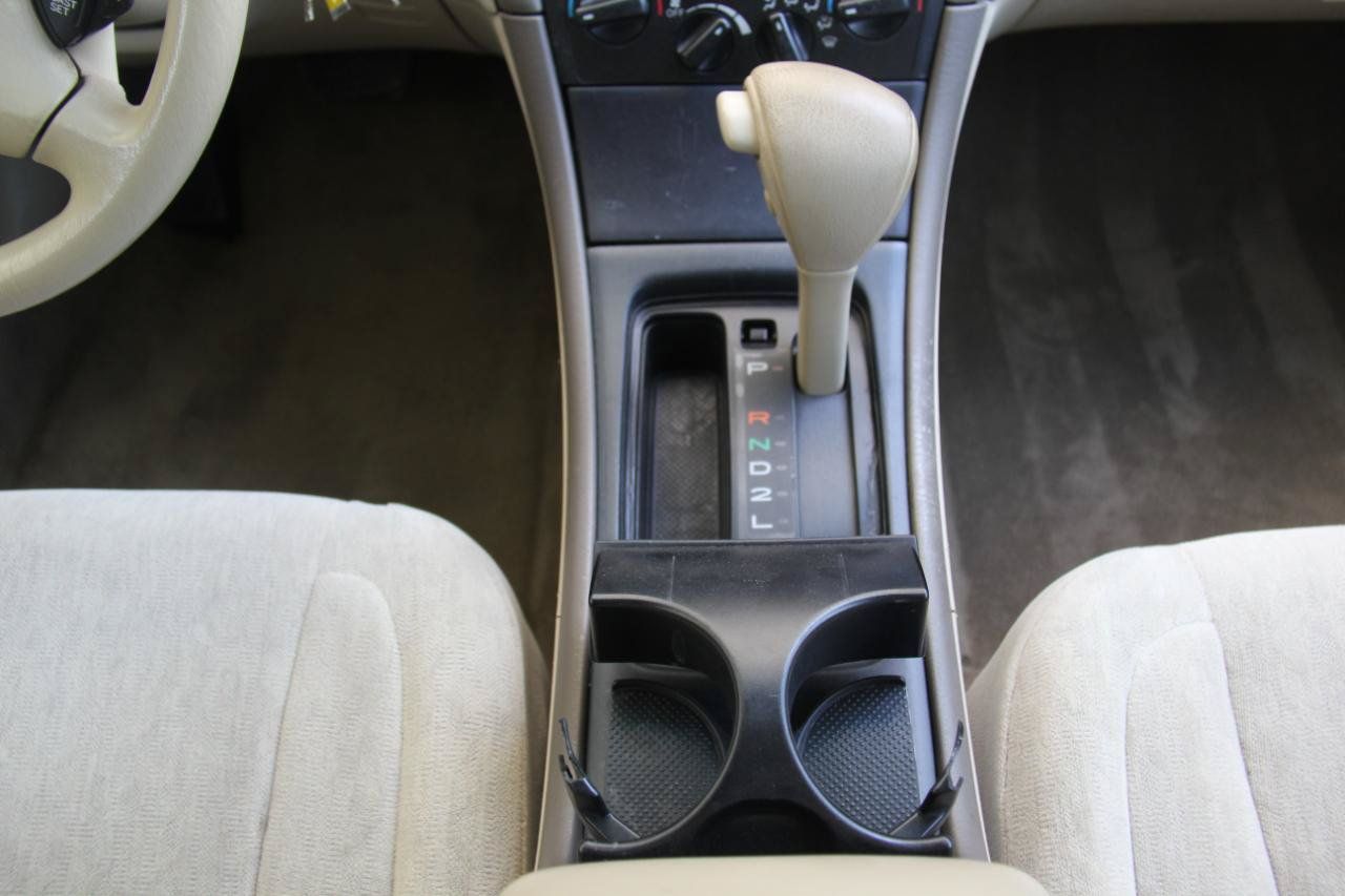 Used 2000 Toyota Avalon XL FWD image 13