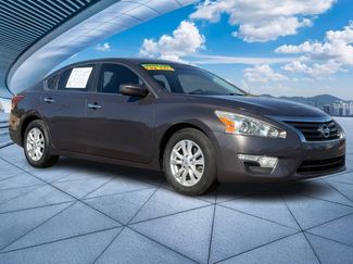 Used 2014 Nissan Altima 2.5 S w/ Sport Value Package video 2