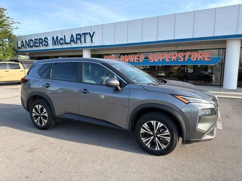 Used 2023 Nissan Rogue SV FWD image 1
