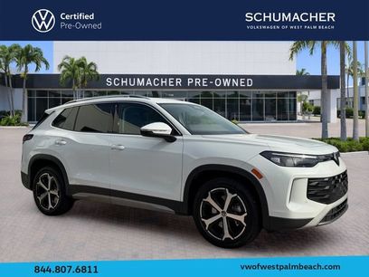 Certified 2025 Volkswagen Tiguan SE