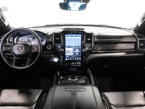 Used 2023 RAM 1500 Limited AWD/4WD image 9
