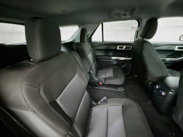 Used 2022 Ford Explorer XLT AWD/4WD image 27