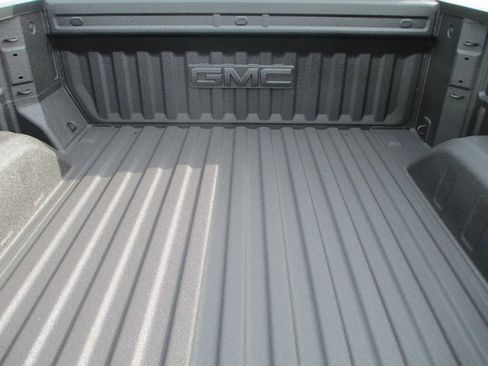 New 2026 GMC Sierra 1500 AT4X image 6