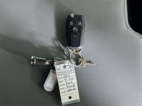 Used 2023 Ford F350 XL w/ XL Chrome Package image 32