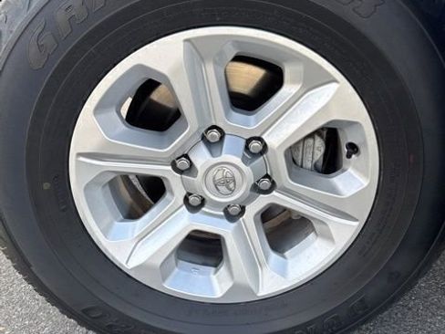 Certified 2024 Toyota 4Runner SR5 Premium w/ Moonroof Package image 10