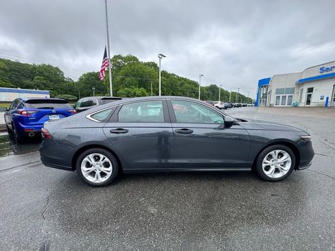 Used 2025 Honda Accord LX image 7