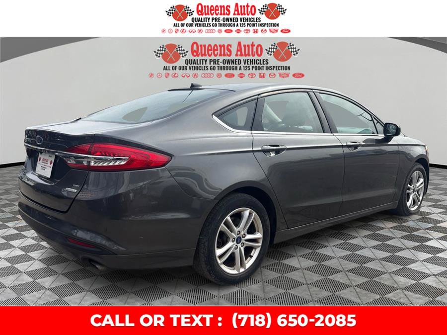 Used 2018 Ford Fusion SE FWD image 7