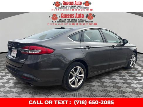 Used 2018 Ford Fusion SE image 7
