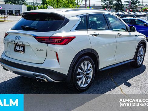 Used 2019 INFINITI QX50 Luxe w/ Navigation Package FWD image 6