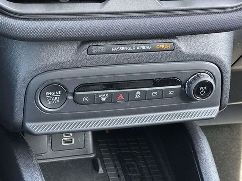 Used 2025 Ford Bronco Sport Big Bend w/ Convenience Package image 18