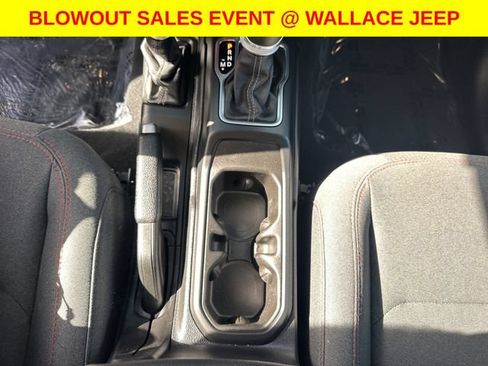 Used 2026 Jeep Wrangler Unlimited Rubicon w/ Technology Group AWD/4WD image 19