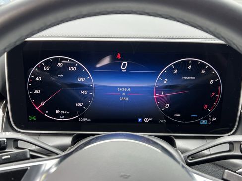 Certified 2025 Mercedes-Benz GLC 300 4MATIC image 23