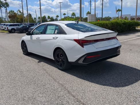 New 2026 Hyundai Elantra Sport FWD image 4