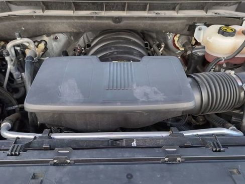 Certified 2024 GMC Yukon XL SLT RWD image 29
