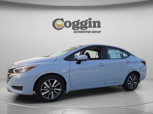 New 2025 Nissan Versa SV image 1