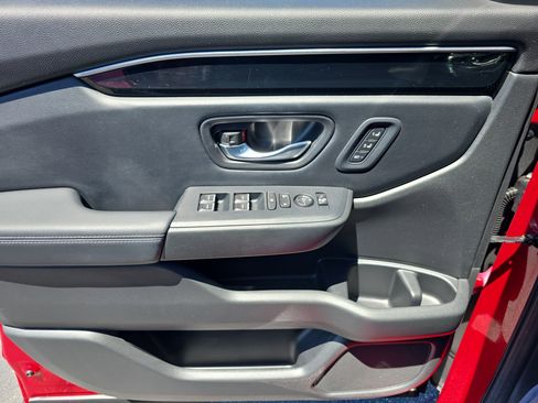 Used 2023 Honda Pilot Touring image 29