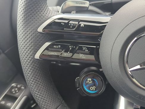 Used 2024 Mercedes-Benz GLA 35 AMG 4MATIC image 19