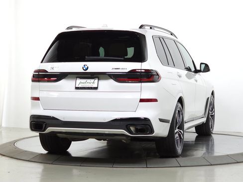 Used 2023 BMW X7 xDrive40i w/ Executive Package AWD/4WD image 10