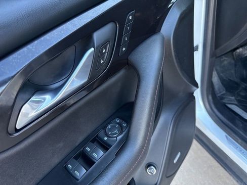 Used 2021 Chevrolet Blazer RS w/ Enhanced Convenience Package image 14