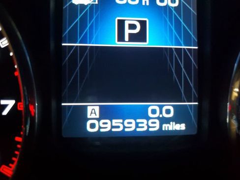 Used 2013 Subaru Outback 3.6R Limited AWD/4WD image 17