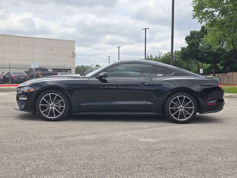 Used 2019 Ford Mustang Premium w/ Equipment Group 201A RWD image 6