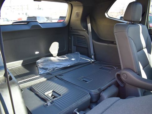 New 2026 GMC Acadia Elevation w/ Black Edition image 8