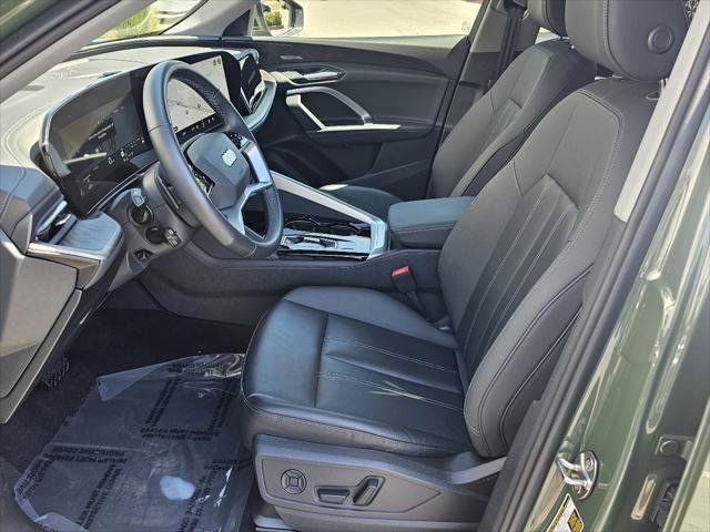 Used 2026 Audi Q5 Premium Plus AWD/4WD image 2