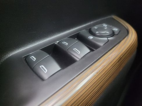 Used 2019 GMC Acadia SLE AWD/4WD image 27