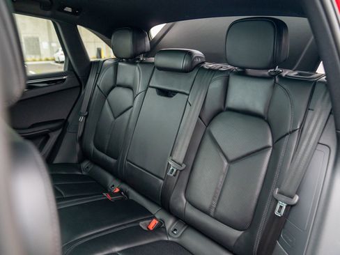 New 2026 Porsche Macan S image 24