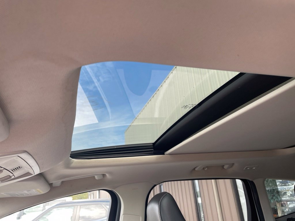 Used 2019 Ford Escape Titanium AWD/4WD image 10
