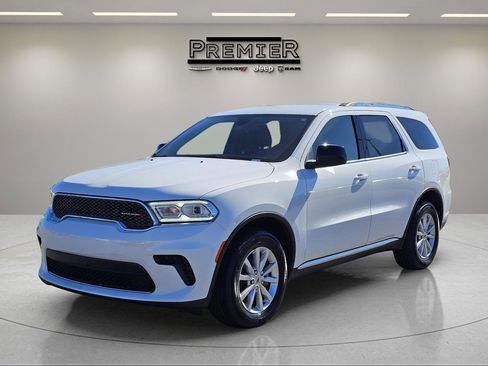 Used 2024 Dodge Durango SXT image 1