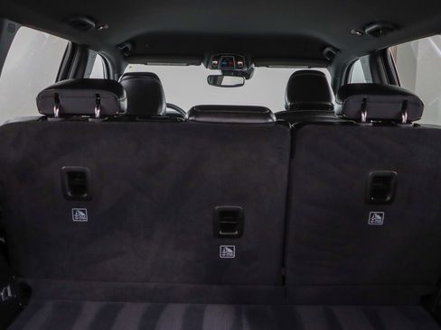 Used 2023 Jeep Grand Cherokee Altitude image 28