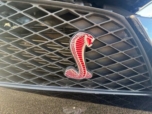 Used 2007 Ford Mustang Shelby GT500 RWD image 17