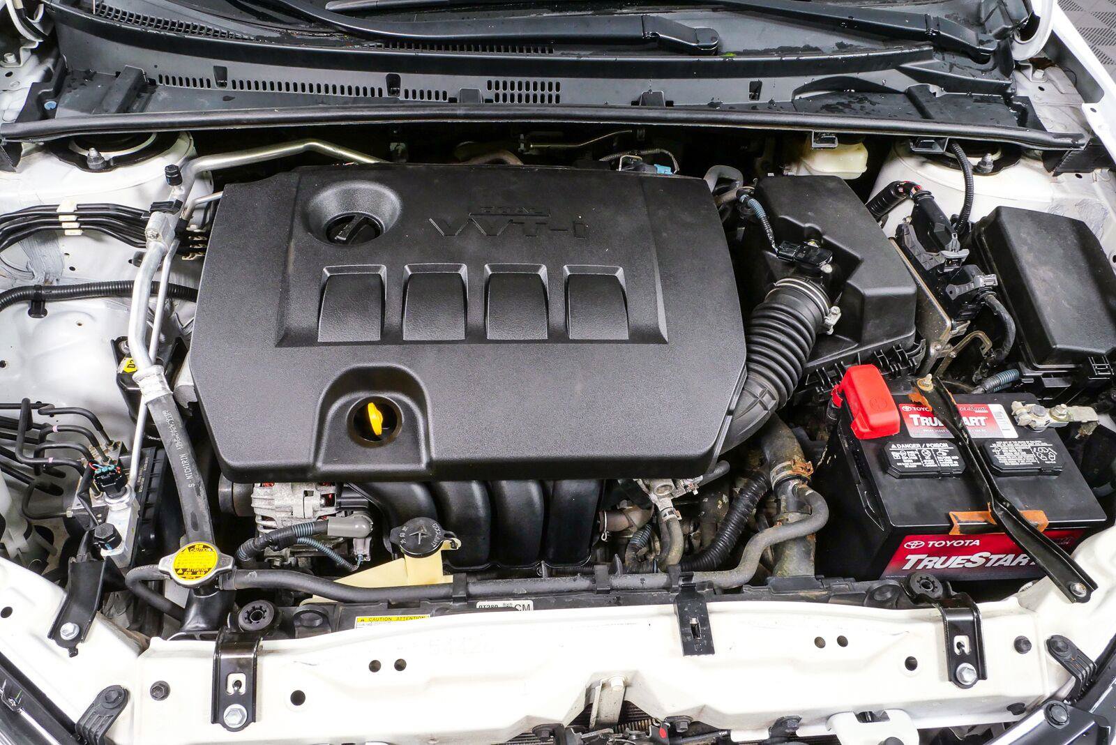 Used 2014 Toyota Corolla S FWD image 31