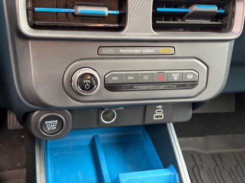 Used 2025 Ford Maverick XLT w/ Equipment Group 302A image 21