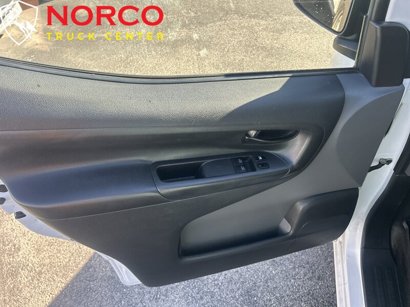 Used 2020 Nissan NV200 S FWD image 12