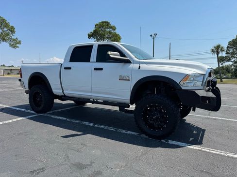 Used 2018 RAM 2500 Tradesman w/ Chrome Appearance Group image 4