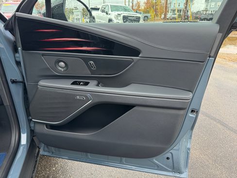 New 2026 Lincoln Nautilus Reserve image 29