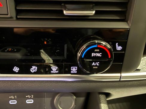 Used 2025 Nissan Rogue SV w/ Rock Creek Premium Package AWD/4WD image 40