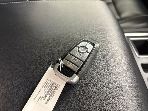 Used 2024 Ford Expedition Max XLT image 49