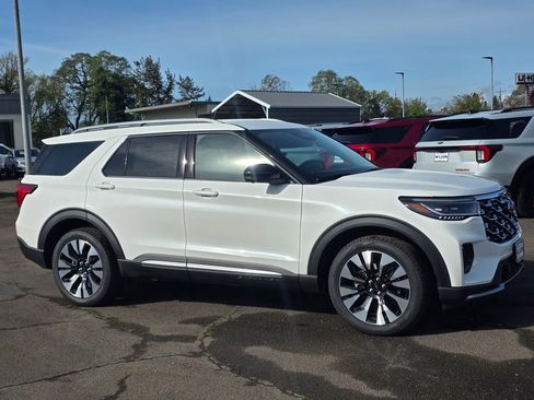 New 2026 Ford Explorer Platinum image 10