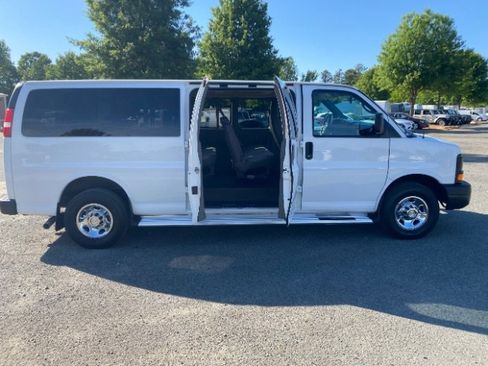 Used 2013 Chevrolet Express 3500 LS w/ Power Package RWD image 7