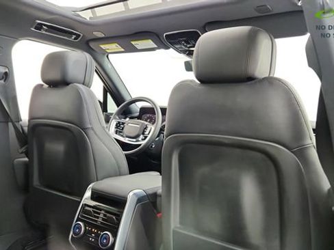 Used 2023 Land Rover Range Rover SE AWD/4WD image 25
