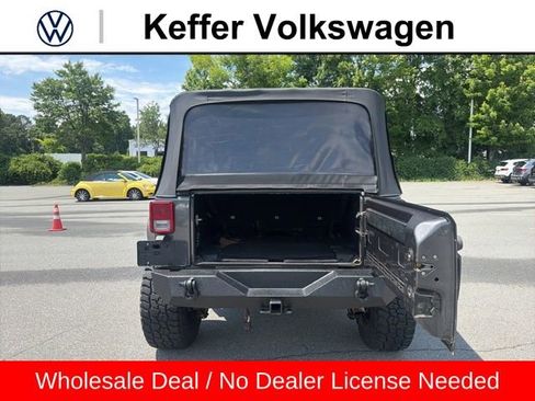 Used 2016 Jeep Wrangler Unlimited Sport AWD/4WD image 29