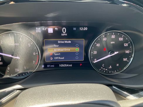 Used 2022 Buick Envision Avenir w/ Technology Package II AWD/4WD image 16