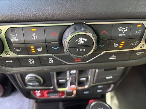 New 2026 Jeep Gladiator Willys AWD/4WD image 30