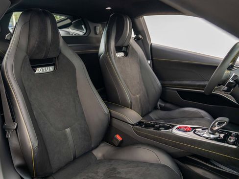 Used 2024 Lotus Emira First Edition image 31