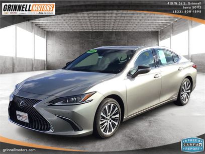 Used 2021 Lexus ES 300h w/ Premium Package